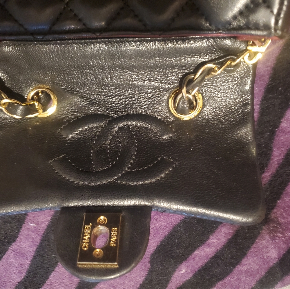 Vintage CHANEL Quilted Lambskin Curved Flap 24K Gold CC Shoulder Bag​